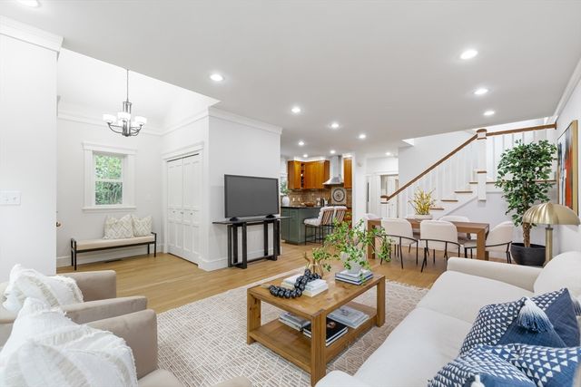 502 Massachusetts Ave 502, Lexington, MA 02421