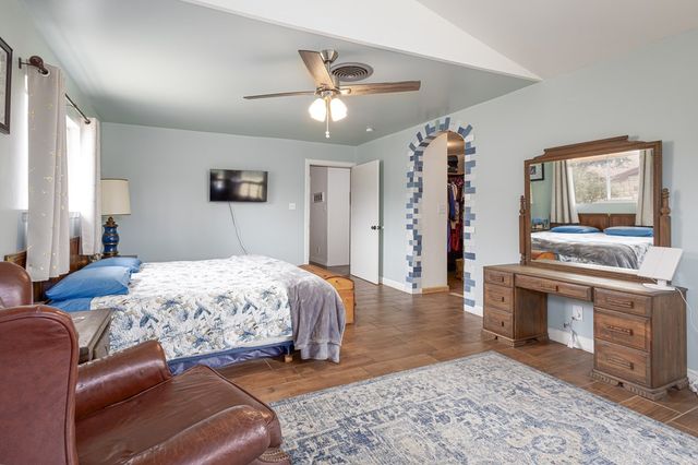 117 Hilltop Dr, Kerrville, TX 78028