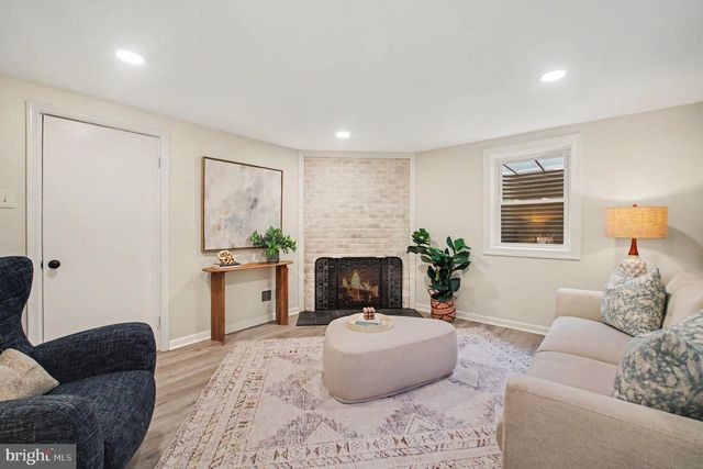5985 WILSON BLVD, Arlington, VA 22205