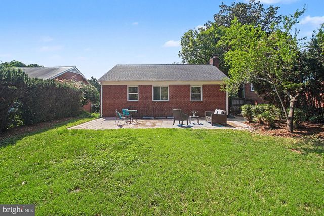 5985 WILSON BLVD, Arlington, VA 22205