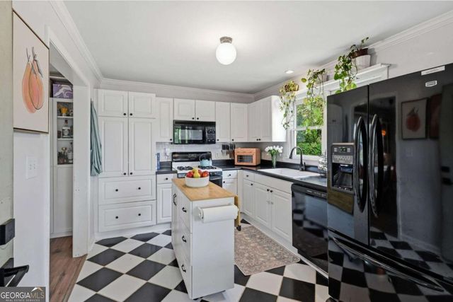 1291 Eubanks Avenue, Atlanta, GA 30344