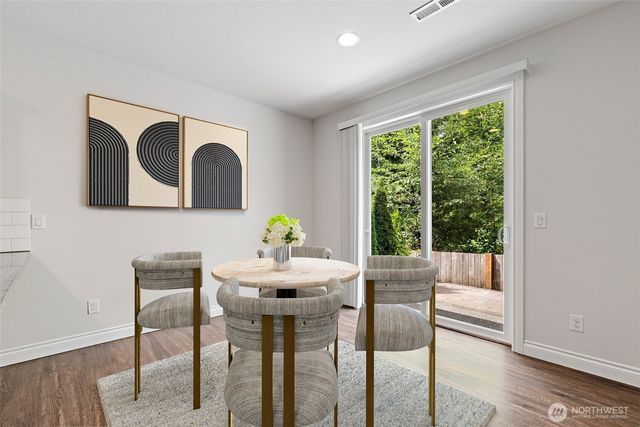 8442 NE 203rd Place, Bothell, WA 98011