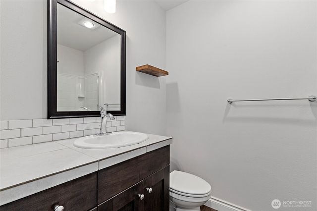 8442 NE 203rd Place, Bothell, WA 98011
