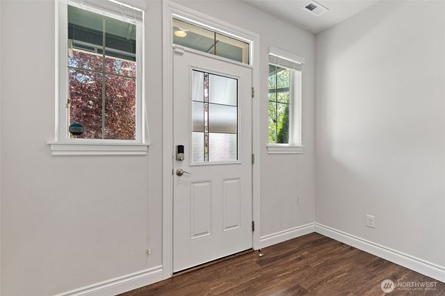 8442 NE 203rd Place, Bothell, WA 98011