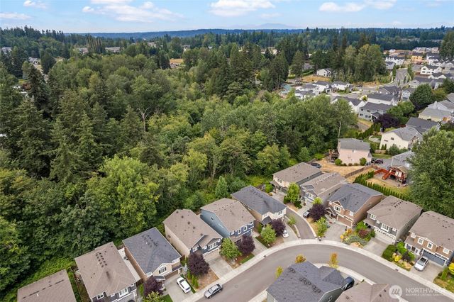 8442 NE 203rd Place, Bothell, WA 98011