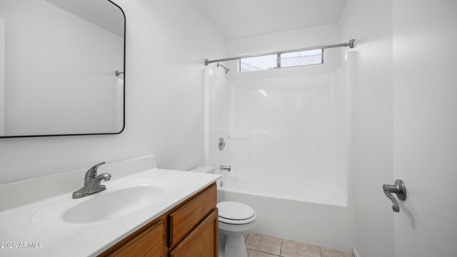 4038 W MOHAWK Lane, Glendale, AZ 85308