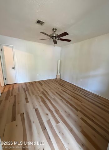 111 N Island View Avenue, Long Beach, MS 39560