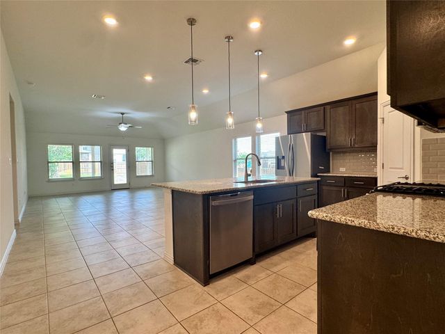 136 Fawn River RUN, Kyle, TX 78640