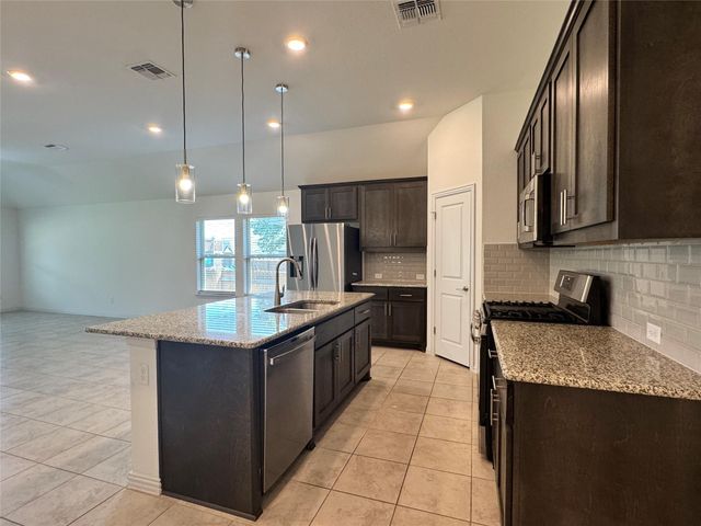136 Fawn River RUN, Kyle, TX 78640