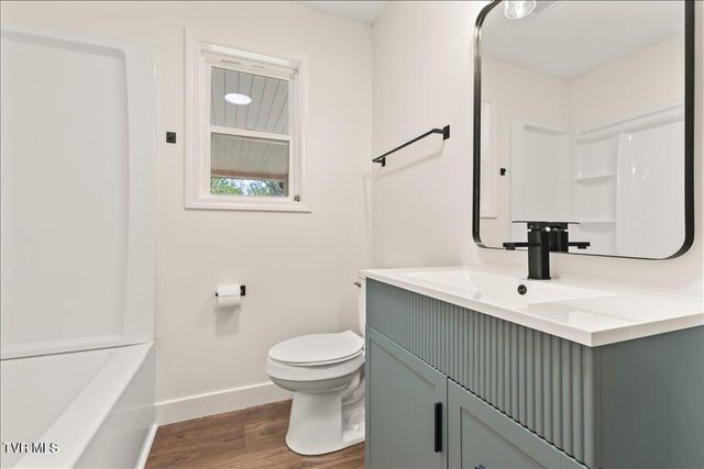 225 Lisa Lane, Piney Flats, TN 37686