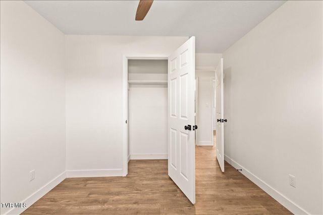 225 Lisa Lane, Piney Flats, TN 37686