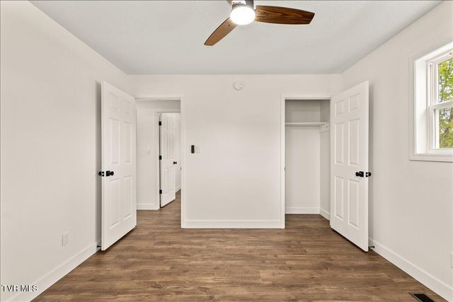 225 Lisa Lane, Piney Flats, TN 37686