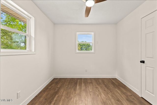 225 Lisa Lane, Piney Flats, TN 37686