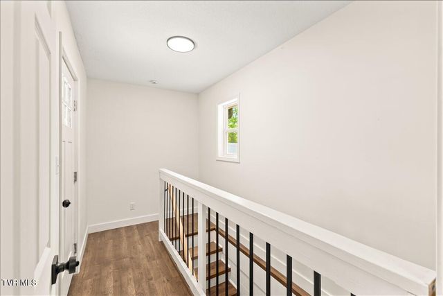 225 Lisa Lane, Piney Flats, TN 37686