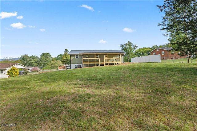 225 Lisa Lane, Piney Flats, TN 37686