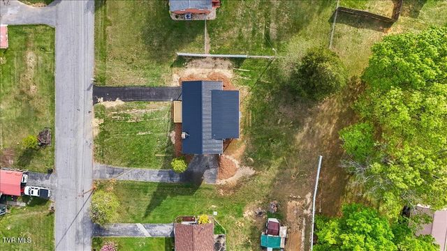 225 Lisa Lane, Piney Flats, TN 37686