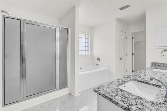 8270 Mossberg N Drive, Mobile, AL 36582