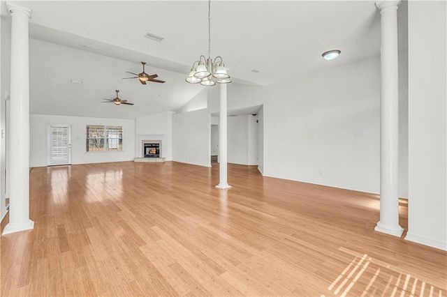 8270 Mossberg N Drive, Mobile, AL 36582