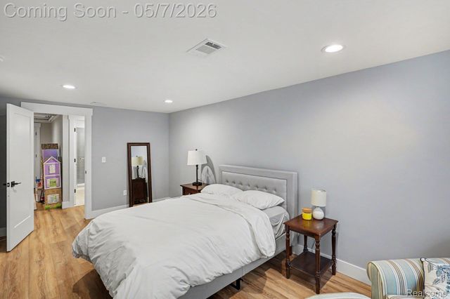 2321 Foxmore Circle, Highland Charter Township, MI 48356