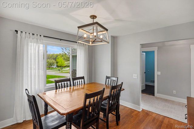 2321 Foxmore Circle, Highland Charter Township, MI 48356