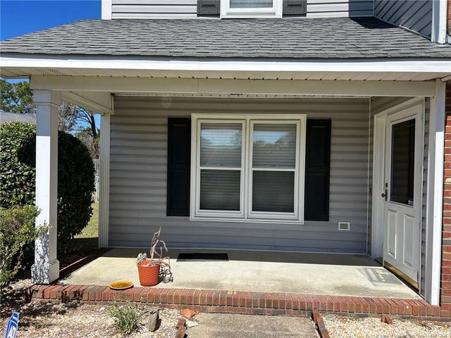 5708 Bear Creek Circle, Fayetteville, NC 28304