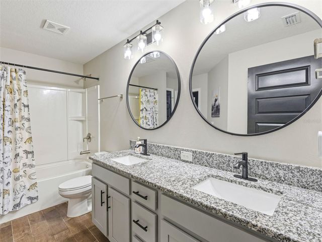 13234 SUMMERFIELD WAY, Dade City, FL 33525