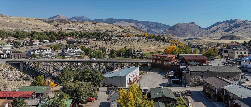 305 Spring Street A-D, Gardiner, MT 59030 photo 2