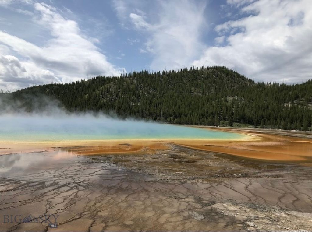 305 Spring Street A-D, Gardiner, MT 59030 photo 7