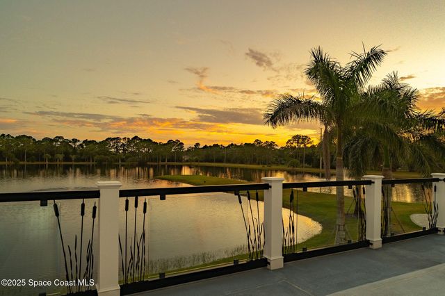 4236 Hield Road NW, Palm Bay, FL 32907