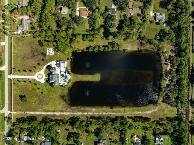 4236 Hield Road NW, Palm Bay, FL 32907