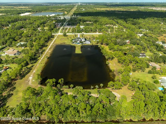 4236 Hield Road NW, Palm Bay, FL 32907