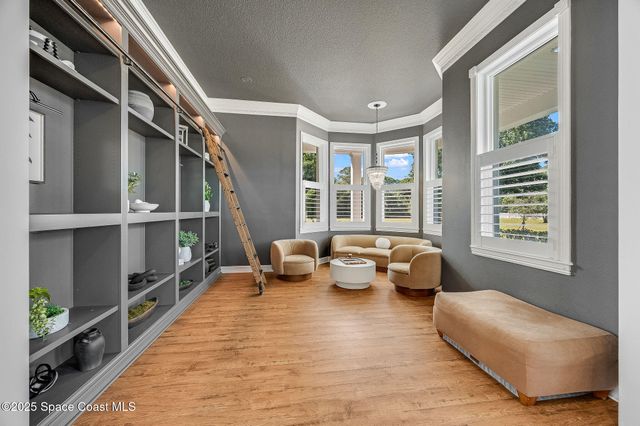 4236 Hield Road NW, Palm Bay, FL 32907