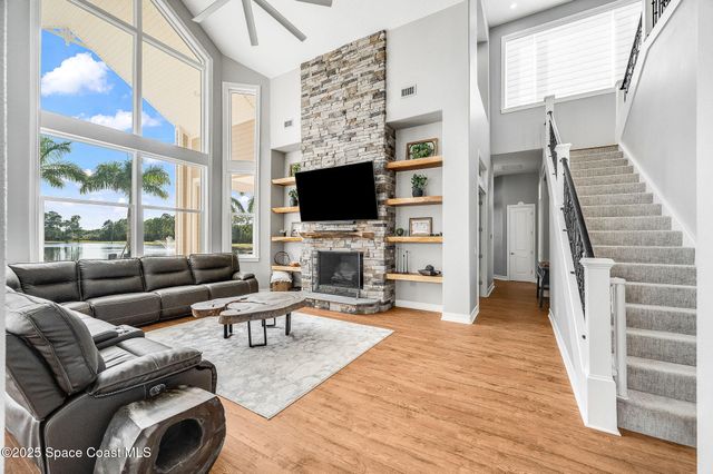 4236 Hield Road NW, Palm Bay, FL 32907