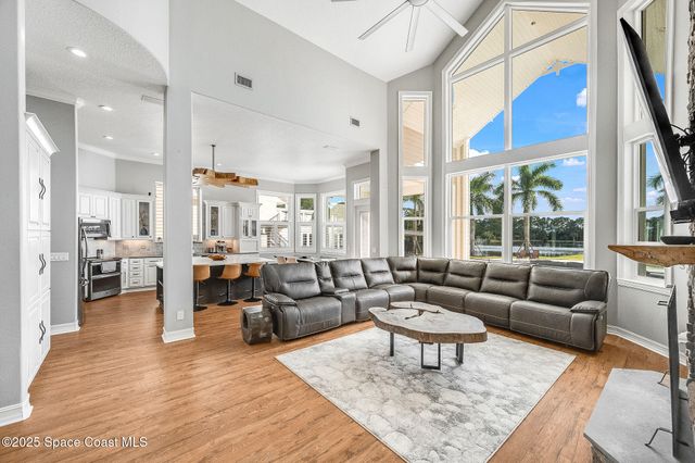 4236 Hield Road NW, Palm Bay, FL 32907