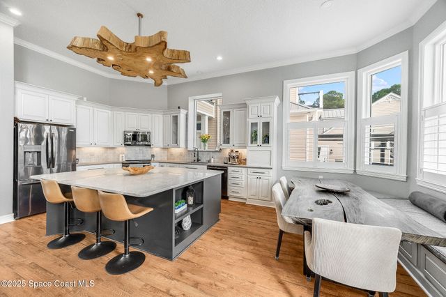 4236 Hield Road NW, Palm Bay, FL 32907