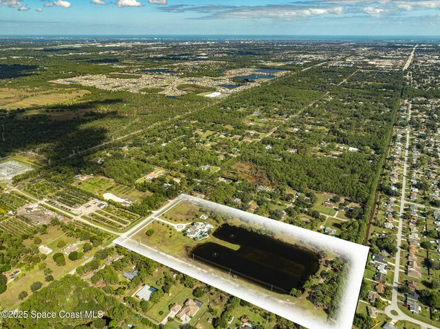 4236 Hield Road NW, Palm Bay, FL 32907