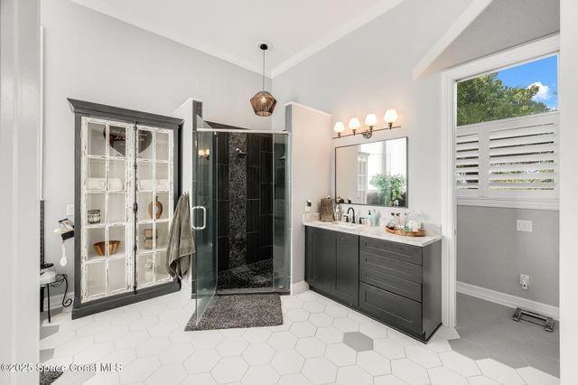 4236 Hield Road NW, Palm Bay, FL 32907