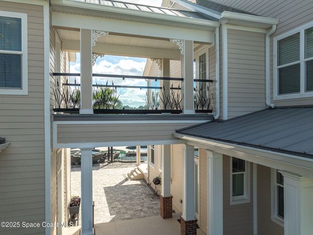 4236 Hield Road NW, Palm Bay, FL 32907