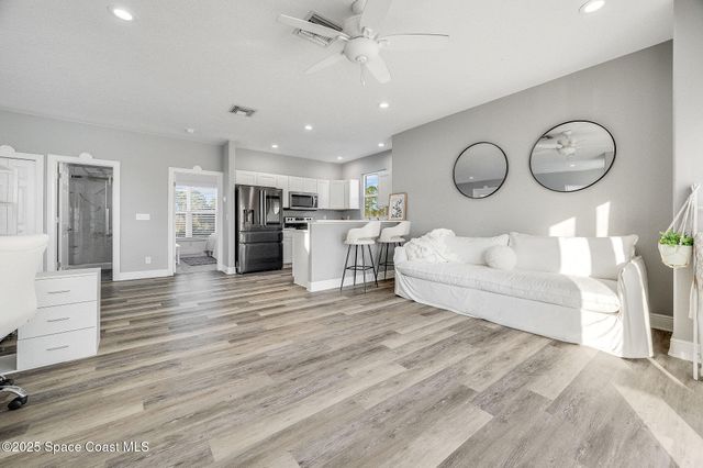 4236 Hield Road NW, Palm Bay, FL 32907
