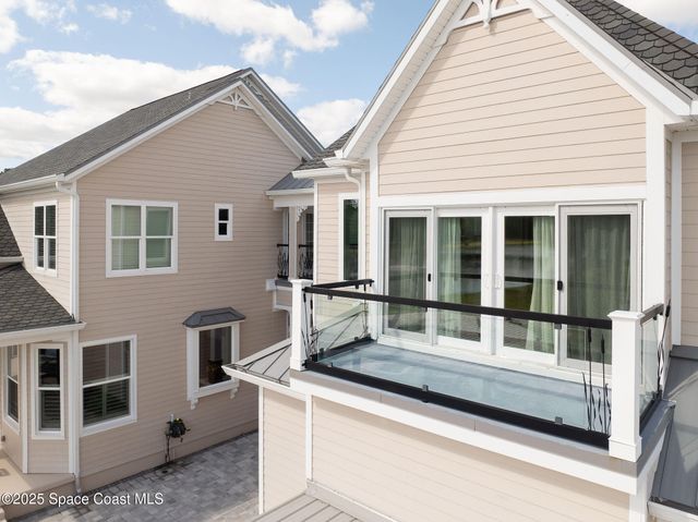 4236 Hield Road NW, Palm Bay, FL 32907