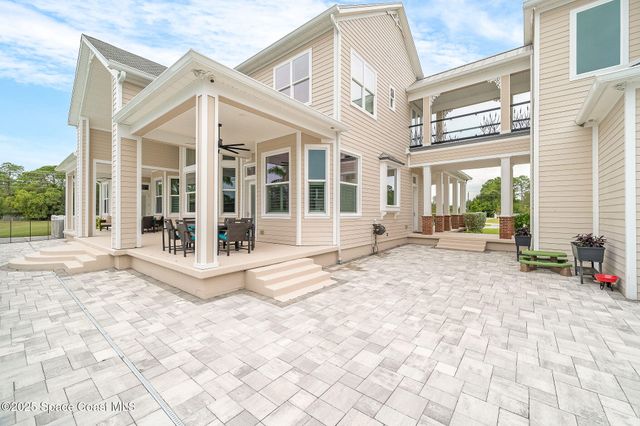 4236 Hield Road NW, Palm Bay, FL 32907