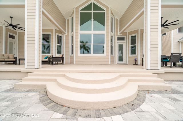 4236 Hield Road NW, Palm Bay, FL 32907