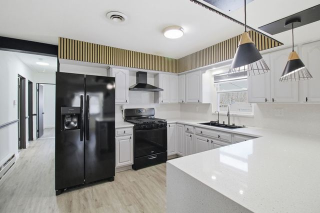 3258 204th Street, Lynwood, IL 60411