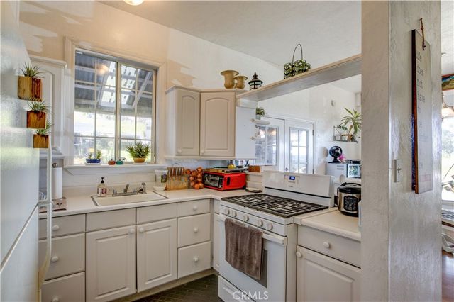1498 O'Connor Way, San Luis Obispo, CA 93405