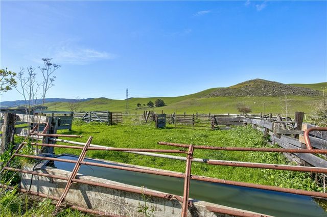 1498 O'Connor Way, San Luis Obispo, CA 93405