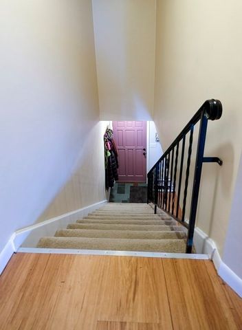 183 Farrwood Dr 183, Haverhill, MA 01835