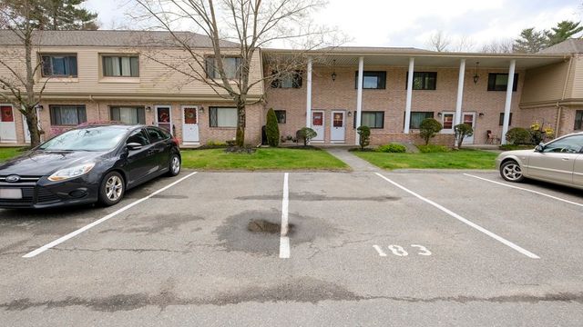 183 Farrwood Dr 183, Haverhill, MA 01835