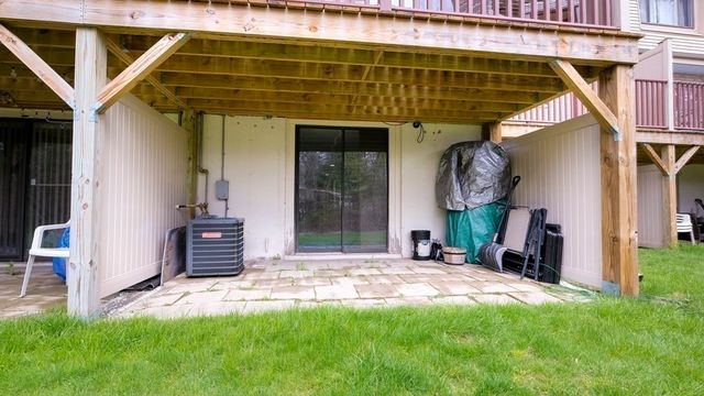 183 Farrwood Dr 183, Haverhill, MA 01835