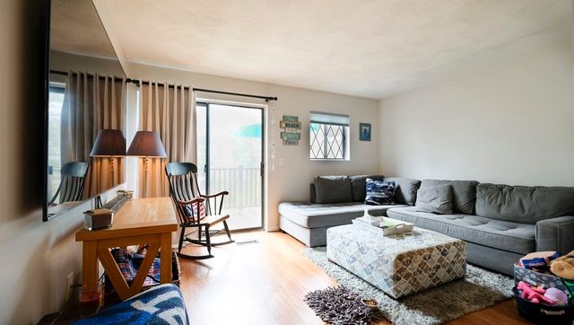 183 Farrwood Dr 183, Haverhill, MA 01835