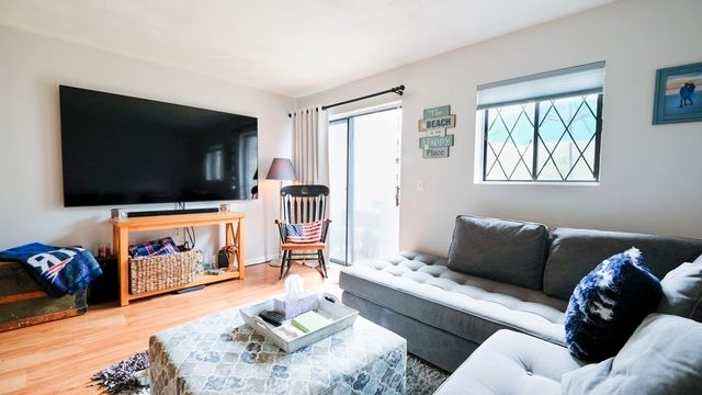 183 Farrwood Dr 183, Haverhill, MA 01835